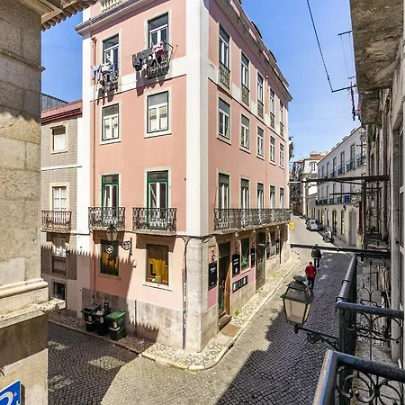 Lägenhet Whome Stylish Family In The Heart Of Chiado *