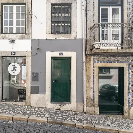 Апартаменты Whome Stylish Family In The Heart Of Chiado *